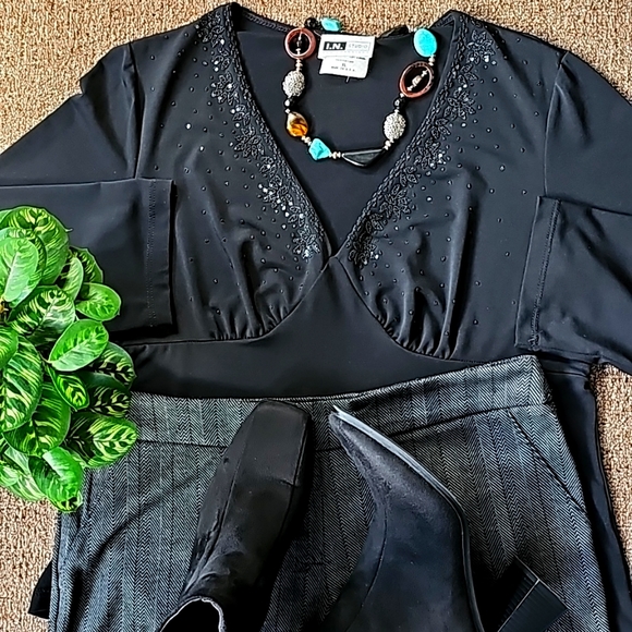 I.N. San Francisco Top - Picture 2 of 13